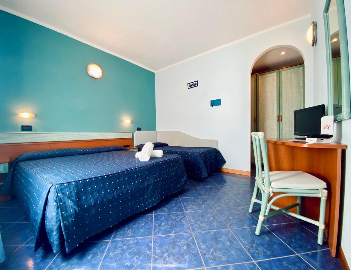Hotel Villa Grazia 切塞纳蒂科 外观 照片