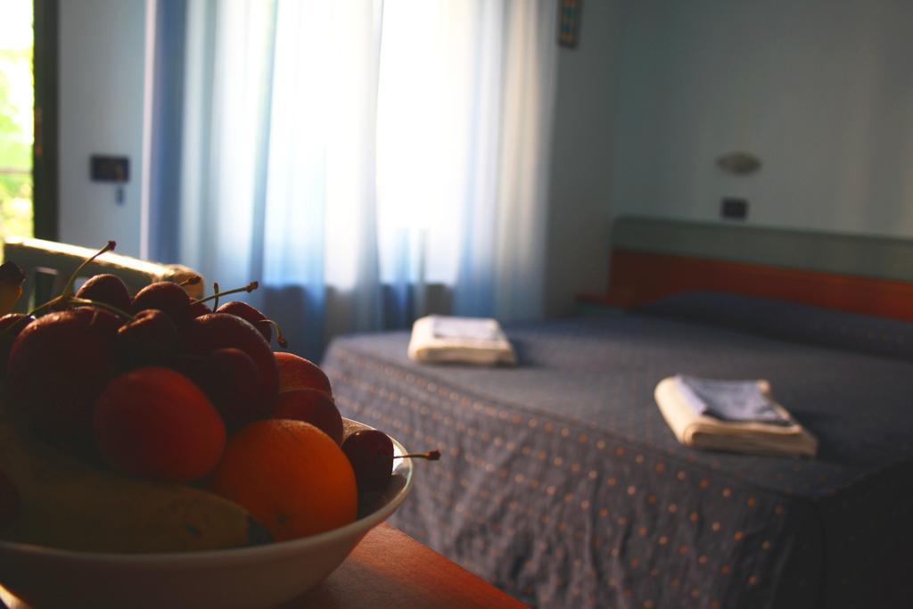 Hotel Villa Grazia 切塞纳蒂科 外观 照片