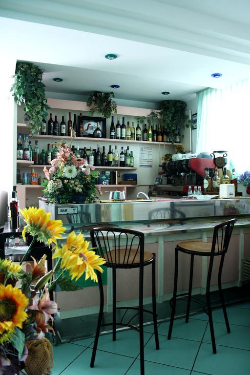 Hotel Villa Grazia 切塞纳蒂科 外观 照片