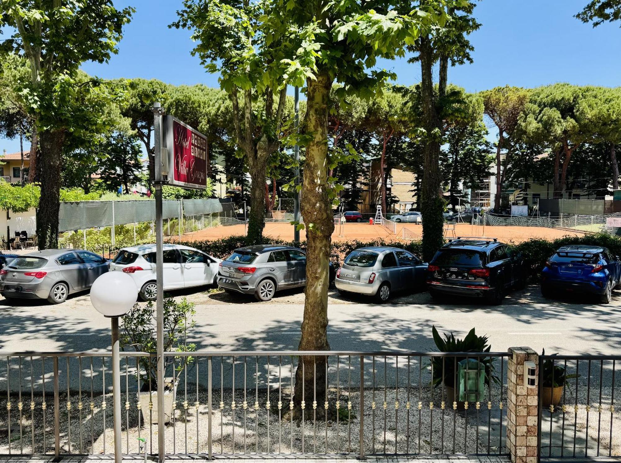 Hotel Villa Grazia 切塞纳蒂科 外观 照片