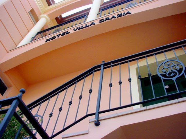 Hotel Villa Grazia 切塞纳蒂科 外观 照片